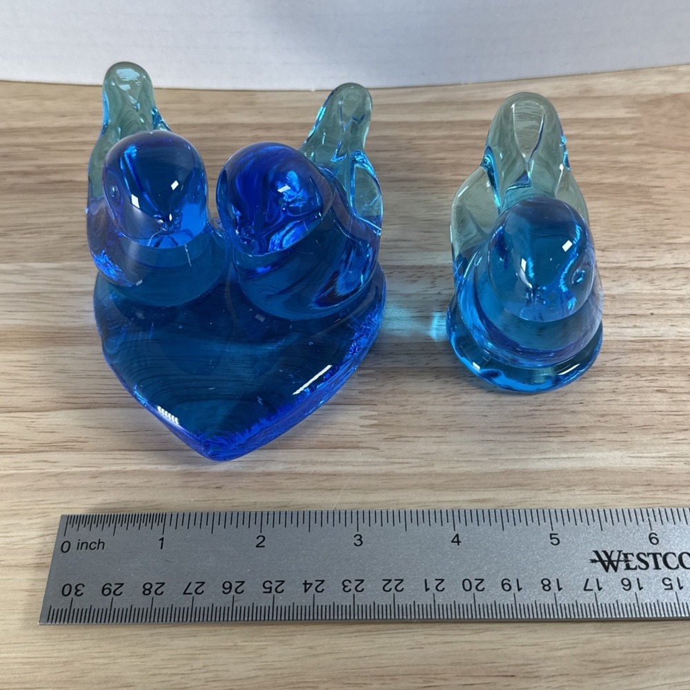 2 Vintage Leonard Leo Ward Bluebird of Happiness Glass Figurine Signed 1989 1991 - Picture 6 of 9